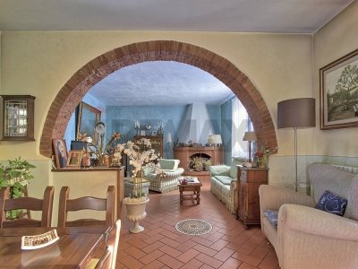 casa indipendente in vendita a Figline e Incisa Valdarno