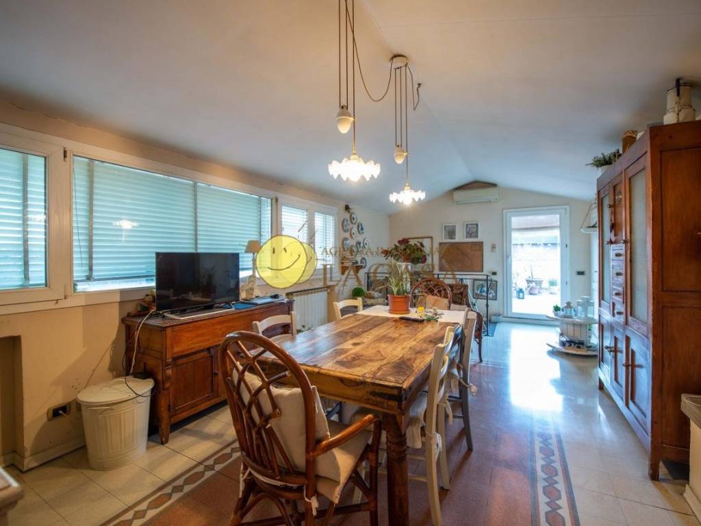 appartamento in vendita a Figline e Incisa Valdarno in zona Incisa in Val d'Arno