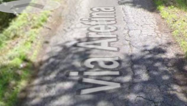 locale commerciale in vendita a Figline e Incisa Valdarno