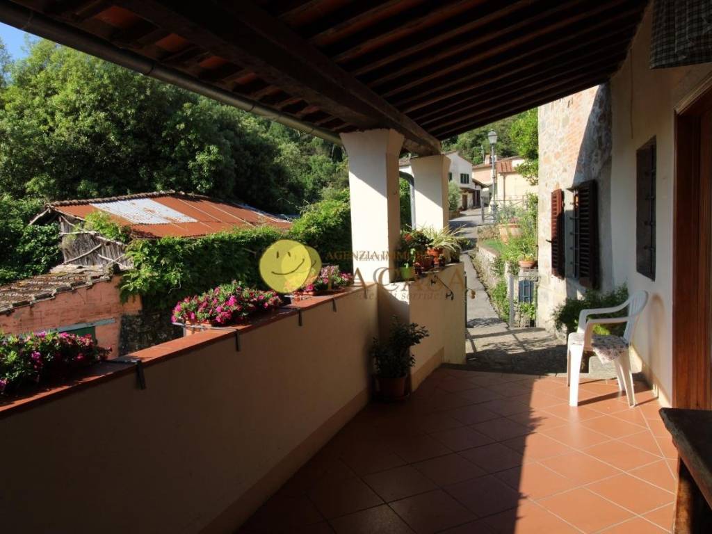 casa indipendente a Figline e Incisa Valdarno in zona Ponte agli Stolli