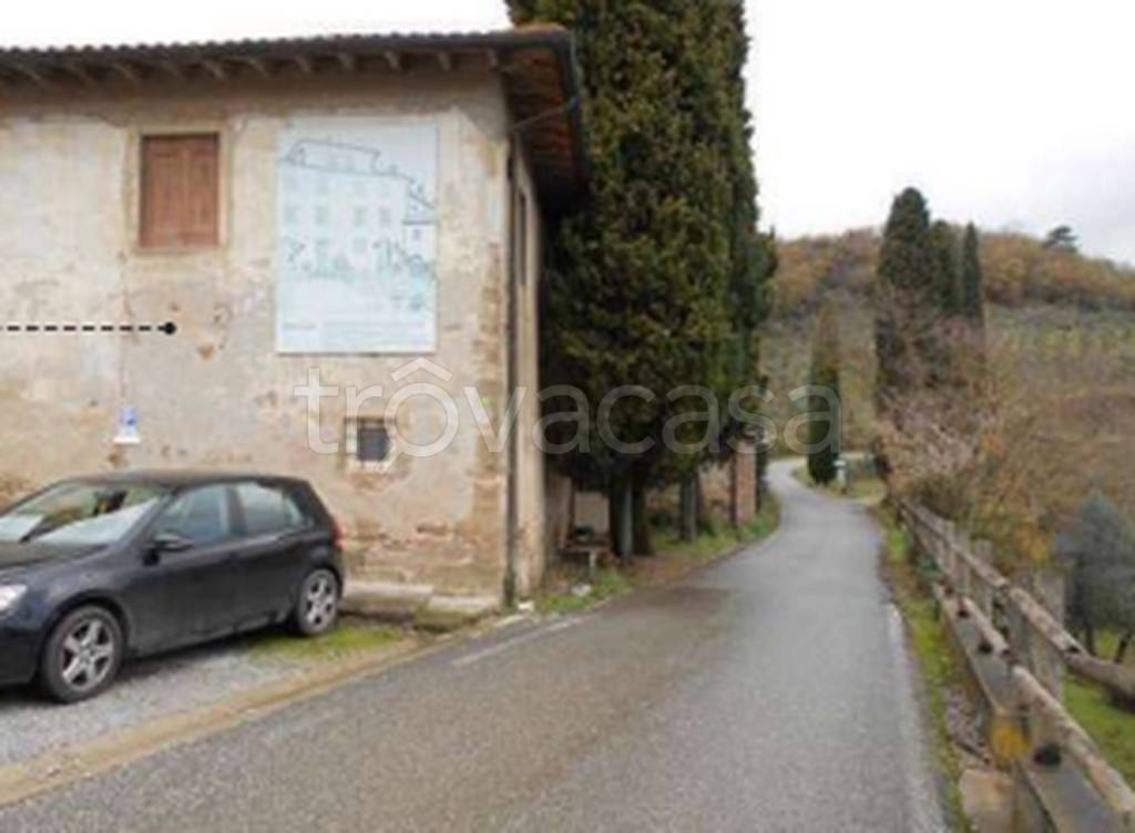 negozio in vendita a Figline e Incisa Valdarno