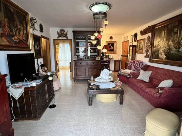 appartamento in vendita a Figline e Incisa Valdarno in zona Figline Valdarno