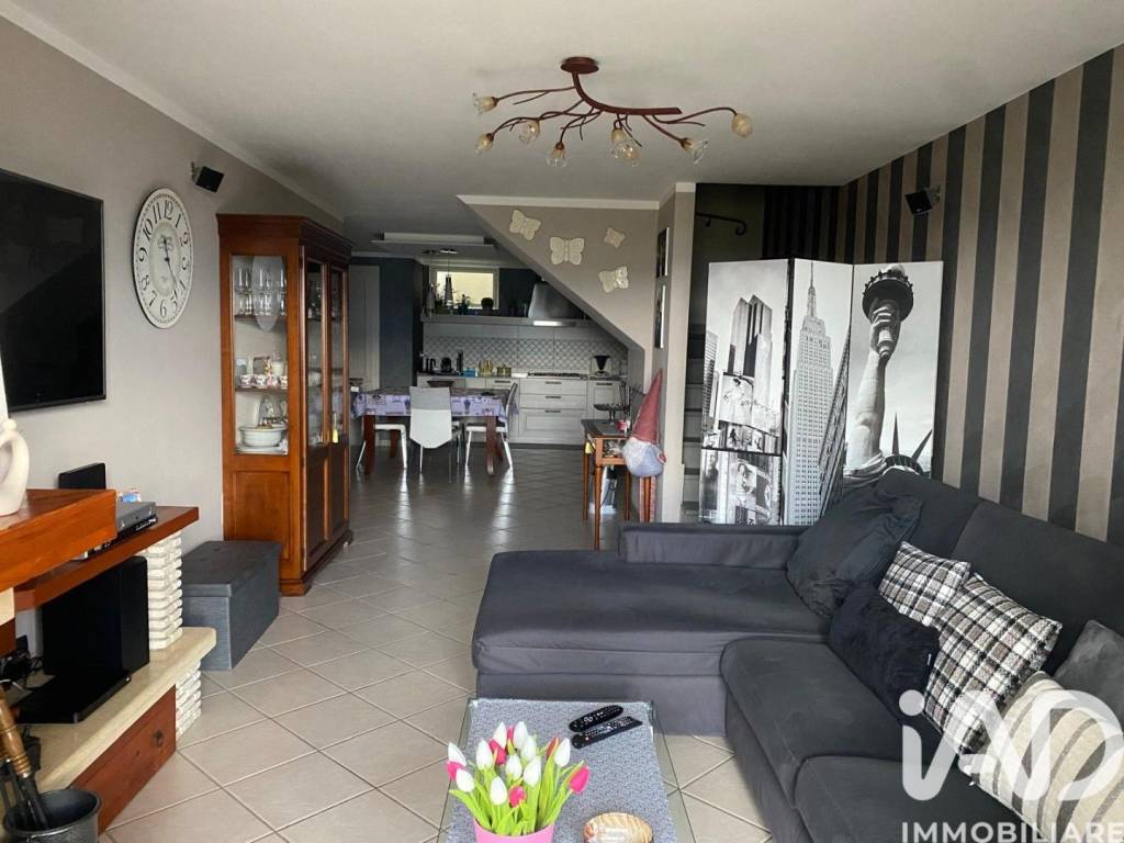 appartamento in vendita a Figline e Incisa Valdarno in zona Incisa in Val d'Arno