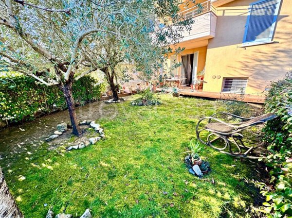 casa indipendente in vendita a Figline e Incisa Valdarno in zona Cesto