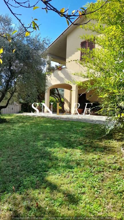 casa indipendente a Figline e Incisa Valdarno in zona San Martino Altoreggi