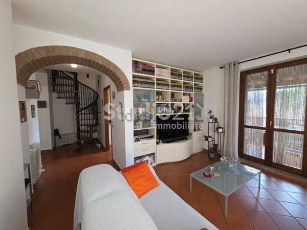 appartamento in vendita a Figline e Incisa Valdarno in zona Burchio