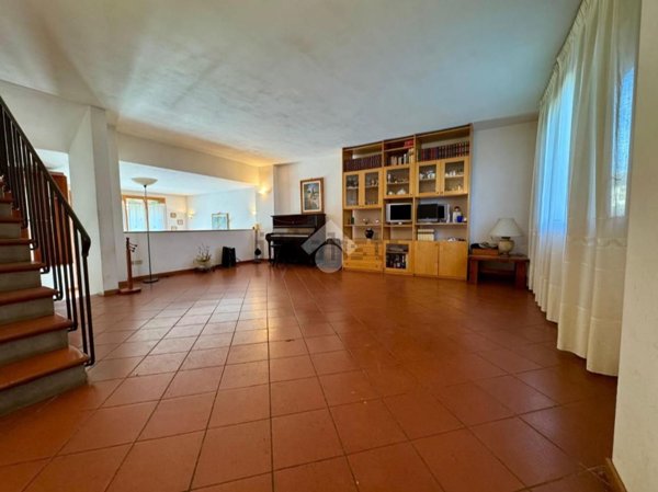 casa indipendente in vendita a Figline e Incisa Valdarno