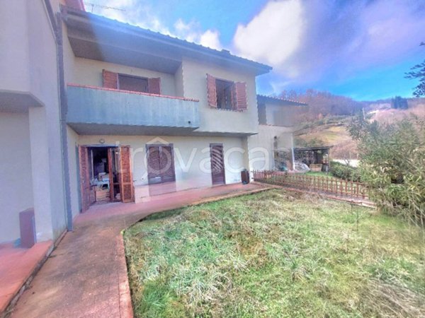 casa indipendente a Figline e Incisa Valdarno in zona Figline Valdarno
