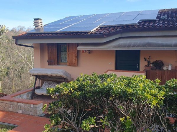 casa indipendente in vendita a Figline e Incisa Valdarno in zona Loppiano