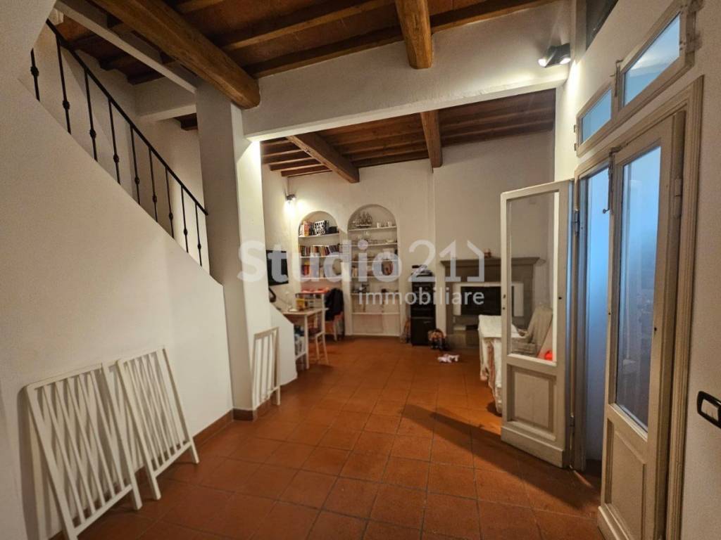 casa indipendente in vendita a Figline e Incisa Valdarno in zona Palazzolo