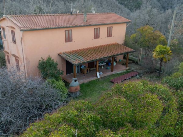 casa indipendente in vendita a Figline e Incisa Valdarno in zona Gaville