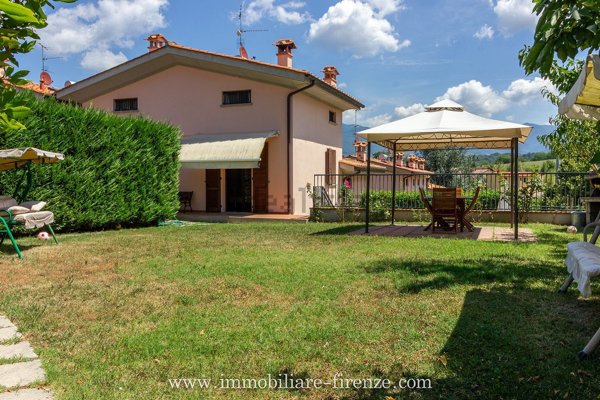 casa indipendente in vendita a Figline e Incisa Valdarno in zona Burchio