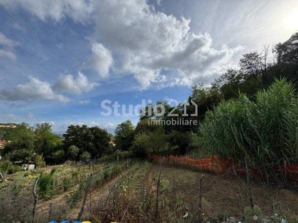 appartamento in vendita a Figline e Incisa Valdarno in zona Figline Valdarno