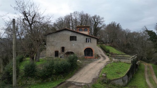 casa indipendente a Figline e Incisa Valdarno in zona Figline Valdarno