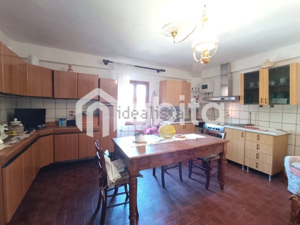 appartamento in vendita a Figline e Incisa Valdarno in zona Figline Valdarno