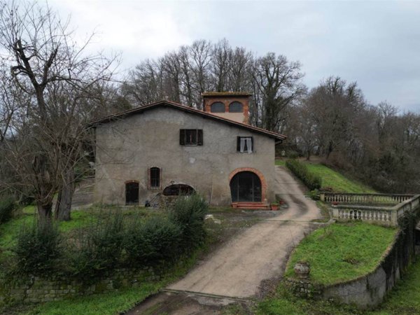 casa indipendente a Figline e Incisa Valdarno in zona Figline Valdarno