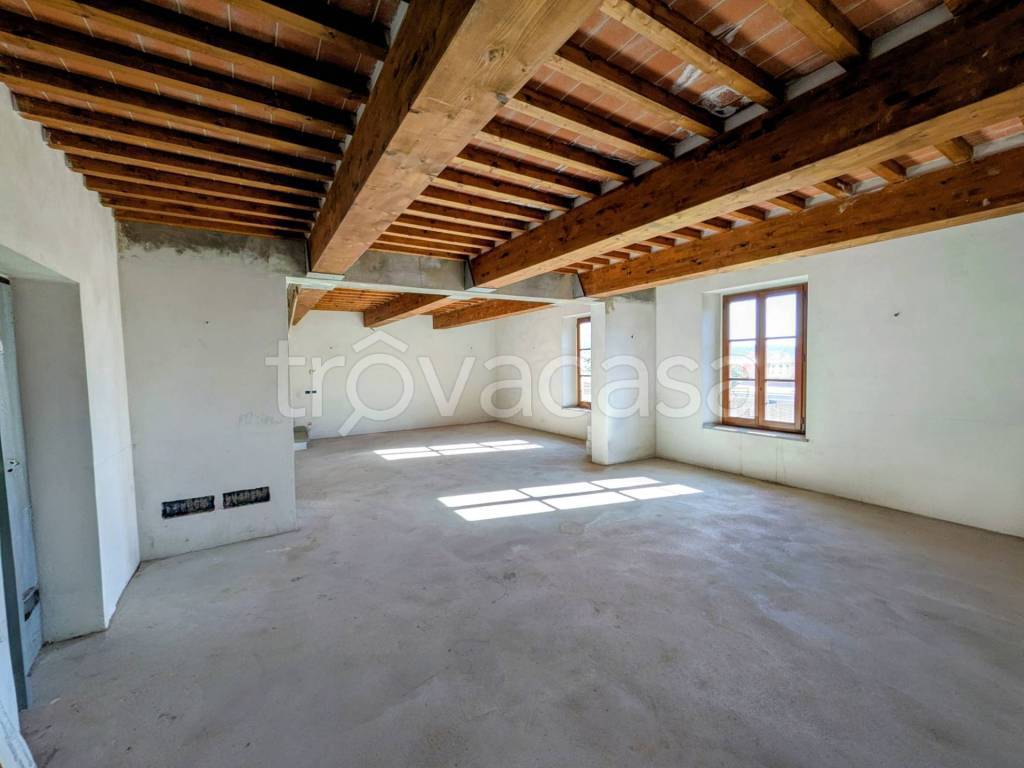 appartamento in vendita a Figline e Incisa Valdarno in zona Figline Valdarno