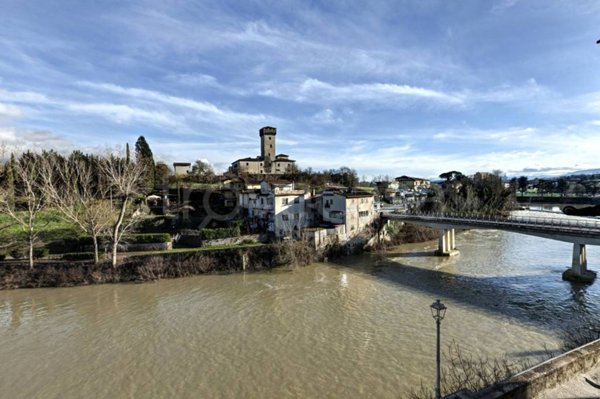 appartamento in vendita a Figline e Incisa Valdarno in zona Incisa in Val d'Arno