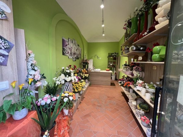 negozio in vendita a Figline e Incisa Valdarno