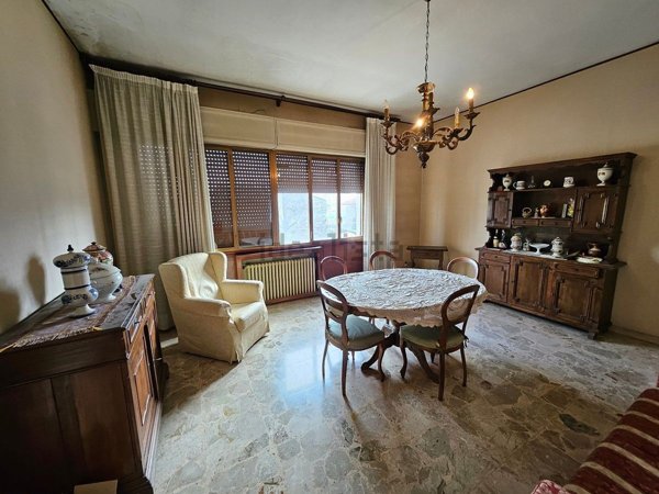 appartamento in vendita a Figline e Incisa Valdarno in zona Incisa in Val d'Arno