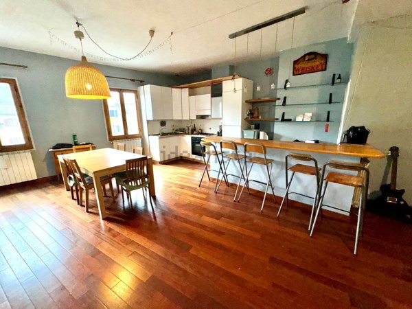 appartamento in vendita a Figline e Incisa Valdarno in zona Figline Valdarno