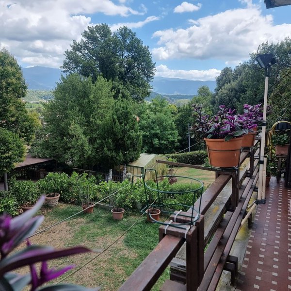 casa indipendente in vendita a Figline e Incisa Valdarno