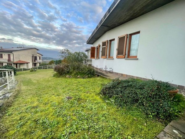 casa indipendente in vendita a Figline e Incisa Valdarno