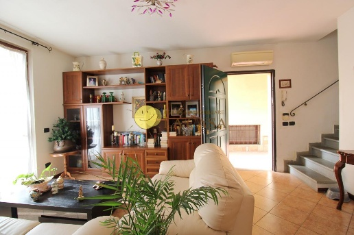 casa indipendente a Figline e Incisa Valdarno in zona Incisa in Val d'Arno