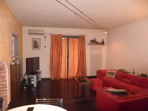 appartamento in vendita a Figline e Incisa Valdarno in zona Incisa in Val d'Arno