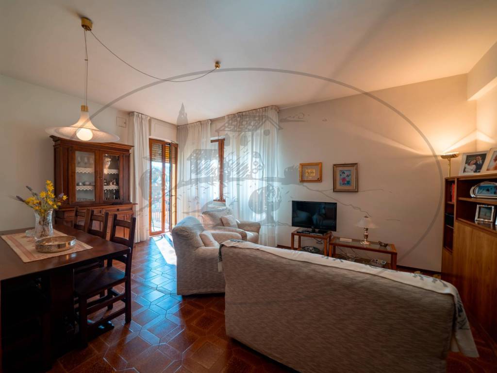 appartamento in vendita a Figline e Incisa Valdarno in zona Figline Valdarno