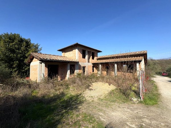 casa indipendente in vendita a Figline e Incisa Valdarno