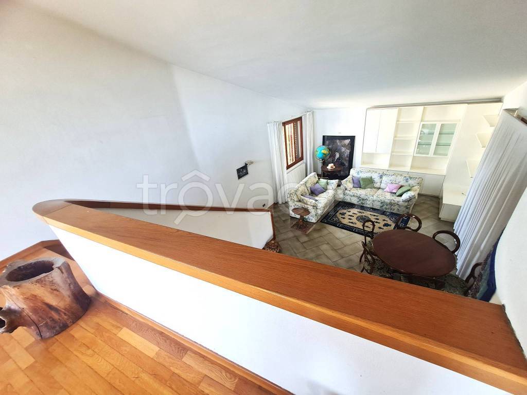 casa indipendente in vendita a Figline e Incisa Valdarno