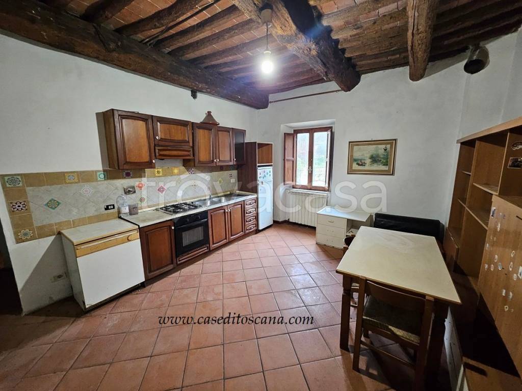 appartamento in vendita a Figline e Incisa Valdarno in zona Incisa in Val d'Arno