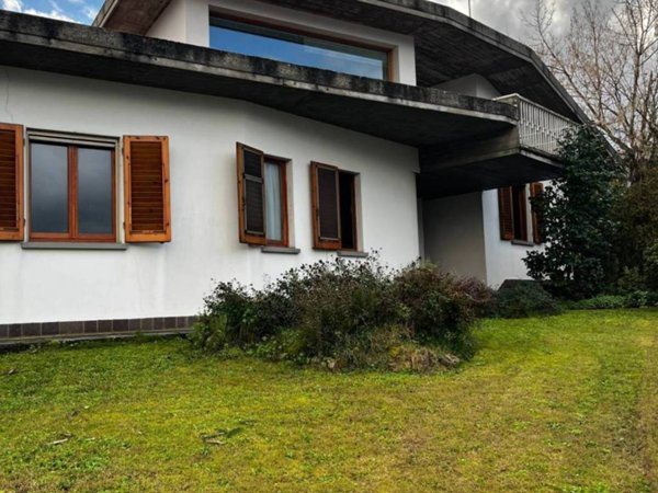 casa indipendente in vendita a Figline e Incisa Valdarno