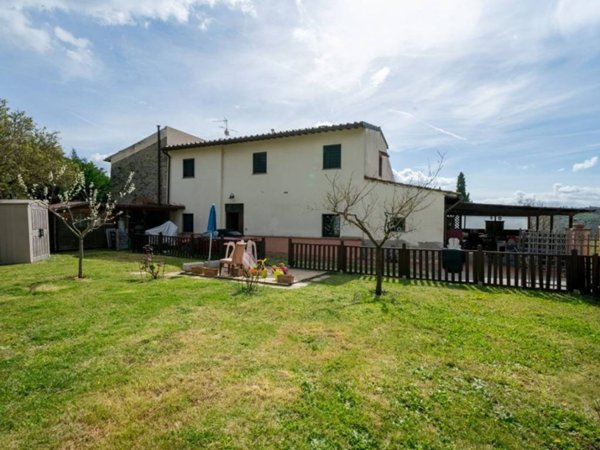 casa indipendente a Figline e Incisa Valdarno in zona Figline Valdarno