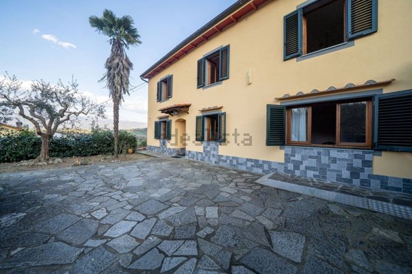 casa indipendente in vendita a Figline e Incisa Valdarno