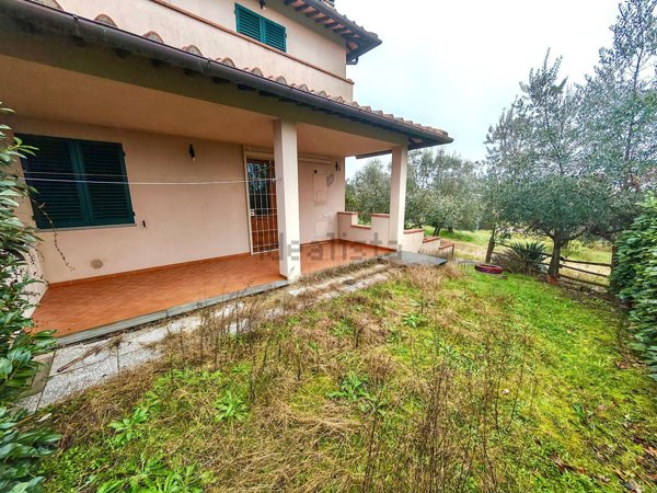 appartamento in vendita a Figline e Incisa Valdarno in zona Loppiano