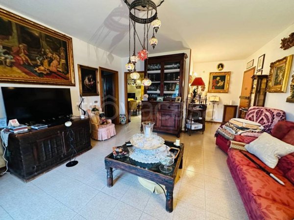 appartamento in vendita a Figline e Incisa Valdarno in zona Figline Valdarno