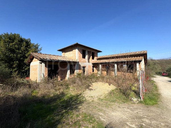 casa indipendente in vendita a Figline e Incisa Valdarno