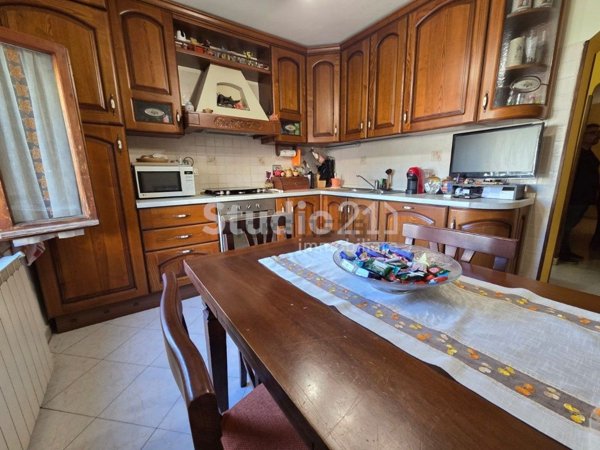 appartamento in vendita a Figline e Incisa Valdarno in zona Figline Valdarno