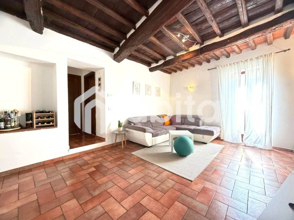 appartamento in vendita a Figline e Incisa Valdarno in zona Gaville