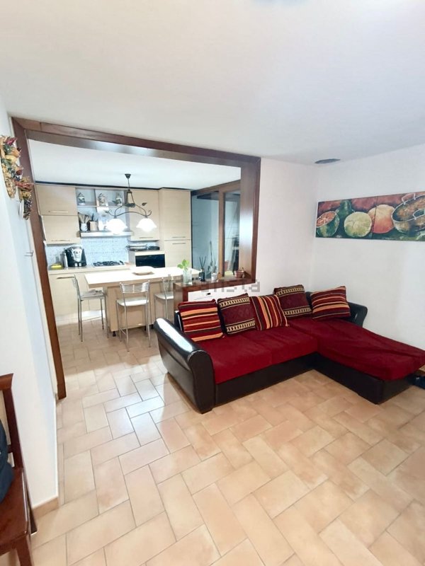 casa indipendente in vendita a Figline e Incisa Valdarno in zona Burchio