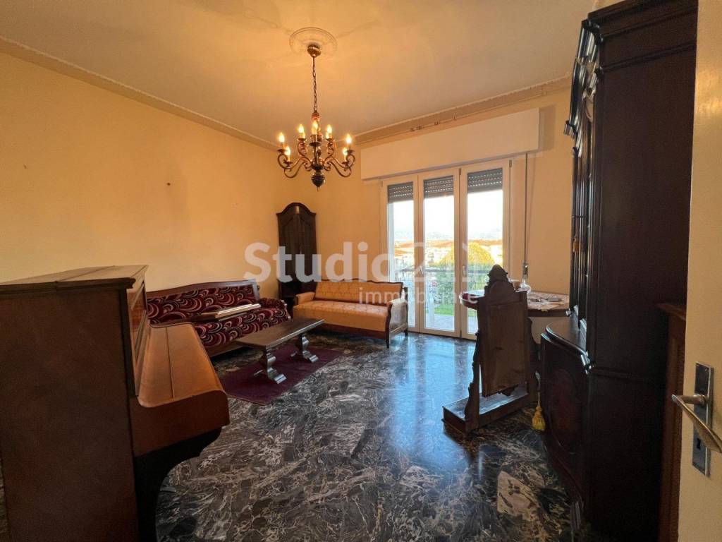 appartamento in vendita a Figline e Incisa Valdarno in zona Figline Valdarno