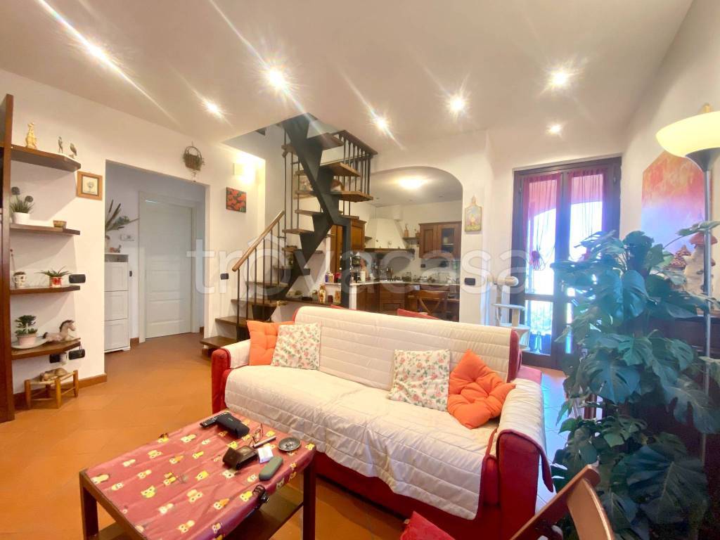 appartamento in vendita a Figline e Incisa Valdarno in zona Palazzolo