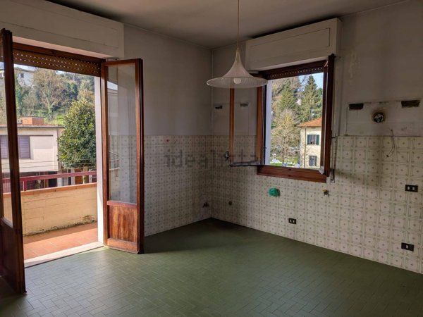 appartamento in vendita a Figline e Incisa Valdarno in zona Figline Valdarno