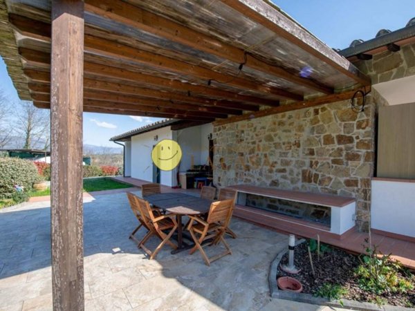 casa indipendente a Figline e Incisa Valdarno in zona Figline Valdarno
