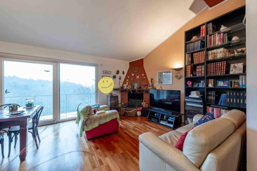 casa indipendente a Figline e Incisa Valdarno in zona Figline Valdarno