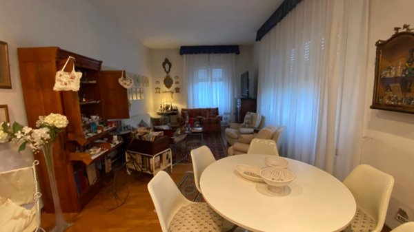 casa indipendente in vendita a Figline e Incisa Valdarno