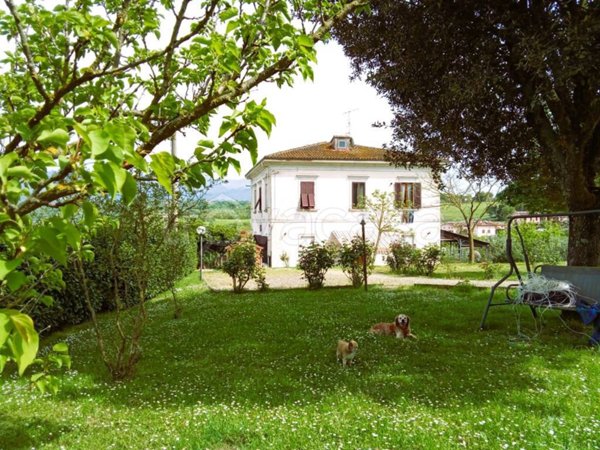 appartamento in vendita a Figline e Incisa Valdarno