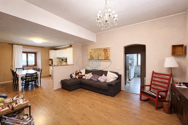 appartamento in vendita a Figline e Incisa Valdarno in zona Figline Valdarno